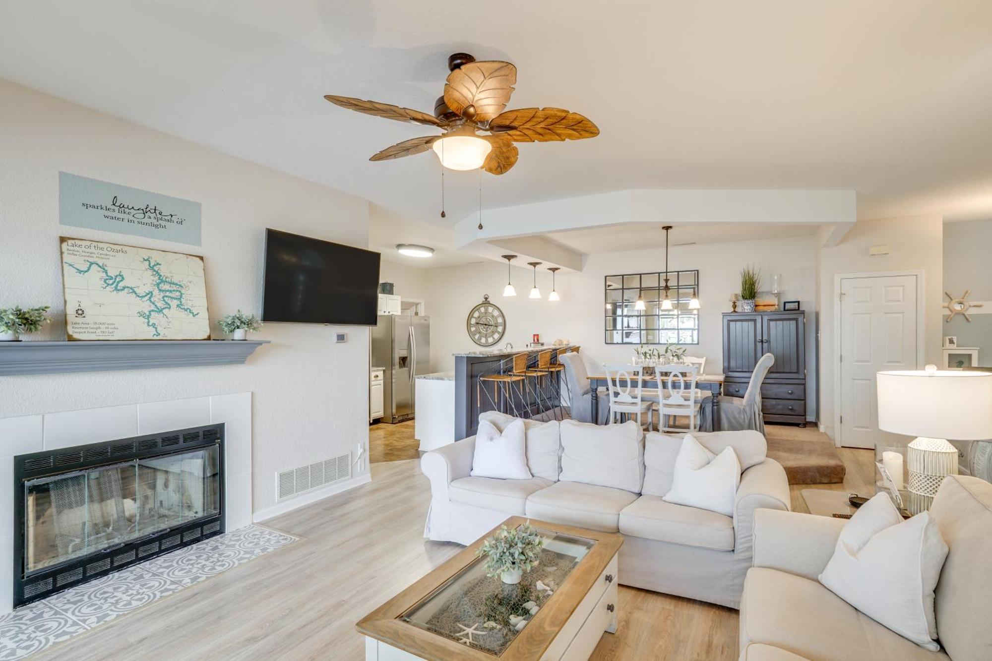 Townhouse With Shared Dock On Lake Of The Ozarks! Eksteriør billede